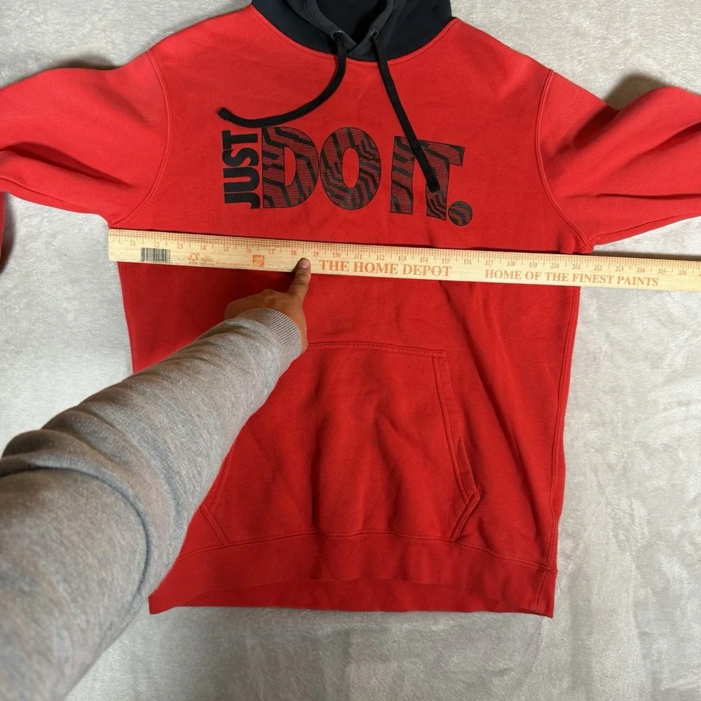 Nike Just Do It JDI Pullover Hoodie Red Black Fleece Men’s Medium M Graphic